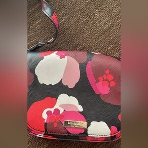 KATE SPADE Floral Purse - Fucshia Flowers